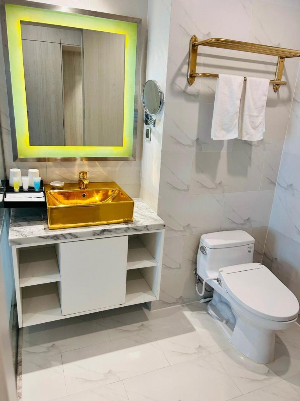 Golden Apartment With Sea View 岘港 外观 照片